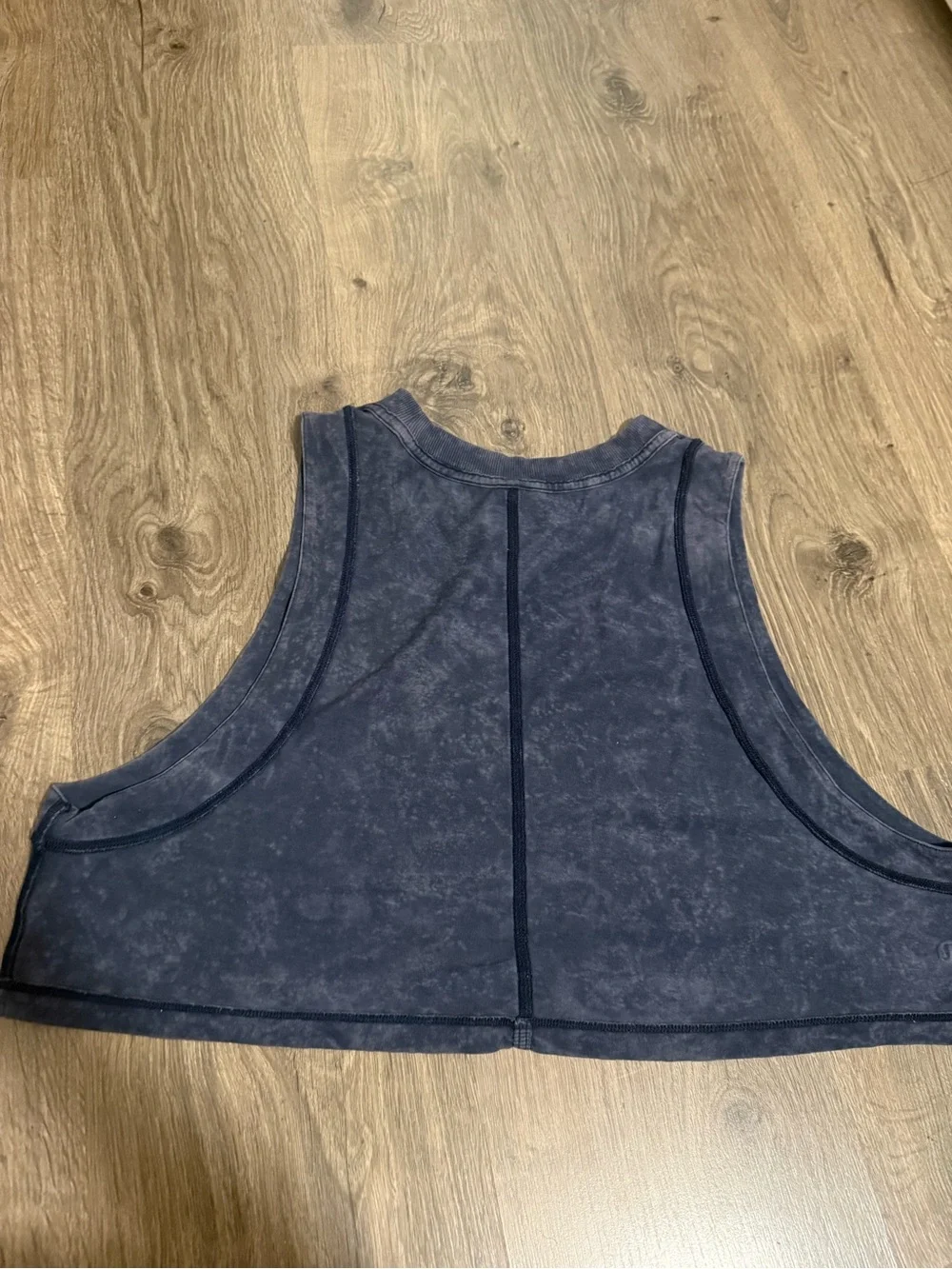lululemon athletica Washed Navy Cropped Muscle Tank